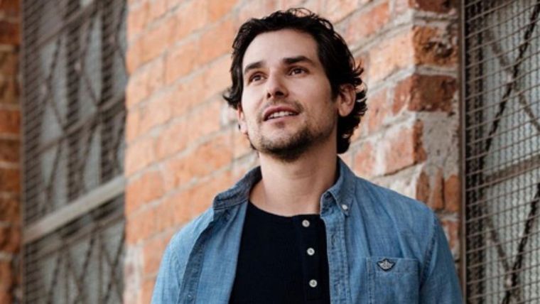 A través de sus redes sociales, Alan Estrada lanzó un poderoso mensaje a sus seguidores.