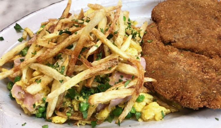 Aunque es una receta muy popular en Argentina, existen versiones similares en otros países con distintos ingredientes. Aunque es una receta muy popular en Argentina, existen versiones similares en otros países con distintos ingredientes.