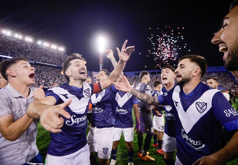 El Fortín festejó ante su gente en el Amalfitani. Foto: Fotobaires