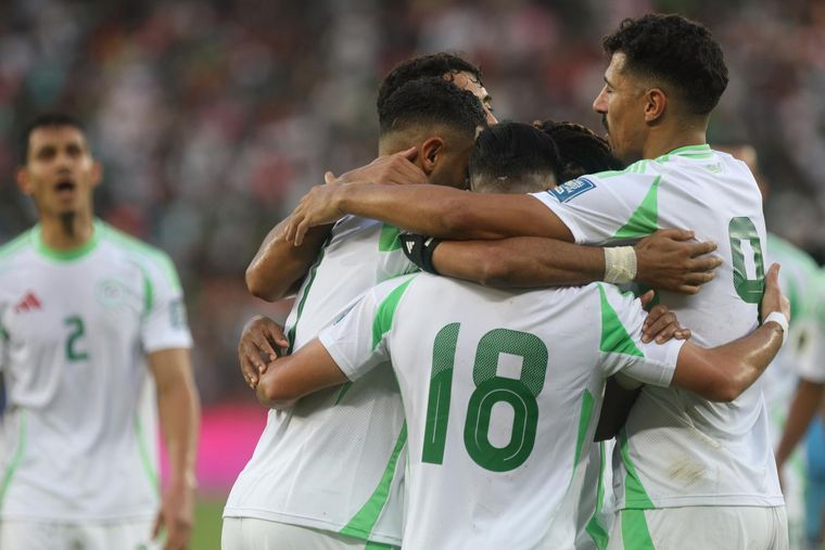 Argelia, la selección número 20 en clasificarse al Mundial 2026. Argelia, la selección número 20 en clasificarse al Mundial 2026.