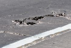 Lomos de burro invisibles, baches eternos y pernos sueltos (incluye guía de reclamo) Lomos de burro invisibles, baches eternos y pernos sueltos (incluye guía de reclamo)