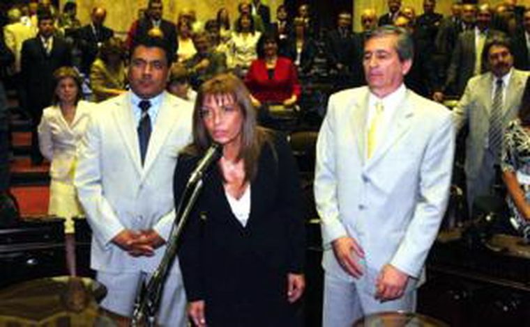 A la izquuierda Dante González junto a otros dos diputados nacionales, Laura Montero y Guillermo Pereyra. Foto: Archivo/MDZ