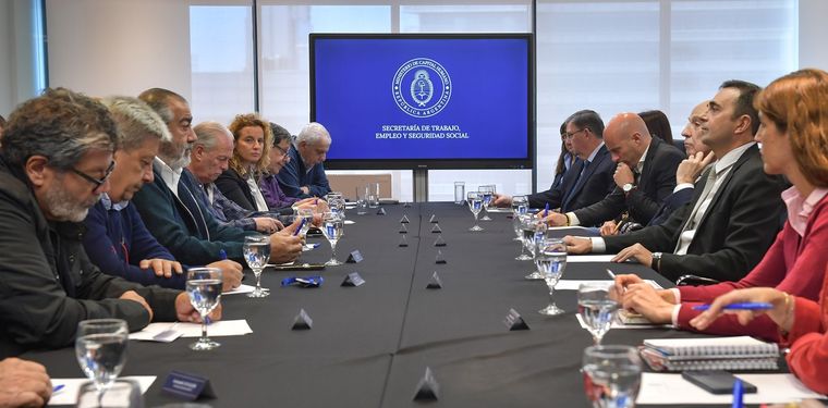 Julio Cordero reunido con la CGT