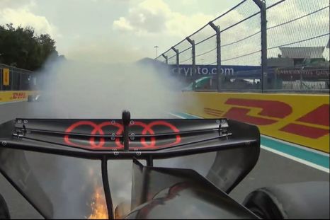 El auto de Hulkenberg sufrió un incendio antes del inicio de la Sprint. El auto de Hulkenberg sufrió un incendio antes del inicio de la Sprint.