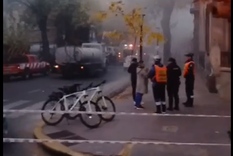 Una de las imágenes del incendio, captadas por un testigo. Foto: Captura de video