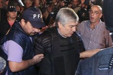arresto domiciliario: lazaro baez fue trasladado a un lugar secreto