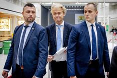 Al centro, el líder de centroderecha Geert Wilders; su agrupación es antiislamista y euroescéptica. Foto: Efe. Al centro, el líder de centroderecha Geert Wilders; su agrupación es antiislamista y euroescéptica. Foto: Efe.