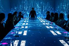 El restaurante inmersivo Frenessí confirmó que abrirá sus puertas las noches del 24 y 31 de diciembre con un formato especialmente pensado para quienes buscan despedir el año de una manera distinta, sensorial y completamente disruptiva. El restaurante inmersivo Frenessí confirmó que abrirá sus puertas las noches del 24 y 31 de diciembre con un formato especialmente pensado para quienes buscan despedir el año de una manera distinta, sensorial y completamente disruptiva.