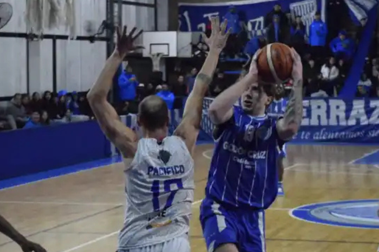 Comenzaron los cruces de cuartos de final de la Superliga de básquet con duelos apasionantes. Comenzaron los cruces de cuartos de final de la Superliga de básquet con duelos apasionantes. 