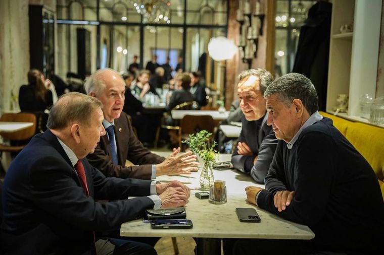 El encuentro de Jorge Macri y Edmundo González Urrutia El encuentro de Jorge Macri y Edmundo González Urrutia