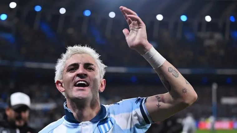 Gastón Martirena dejó una picante gastada a Peñarol tras la clasificación de Racing en la Libertadores.