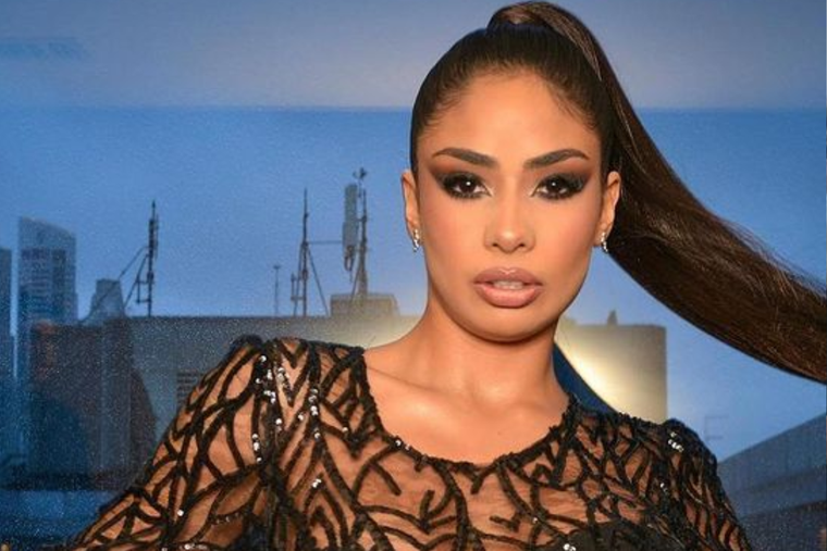 Este fue el increíble look de Daniela Celis con colores llamativos. Foto: INSTAGRAM  @danielacelis01