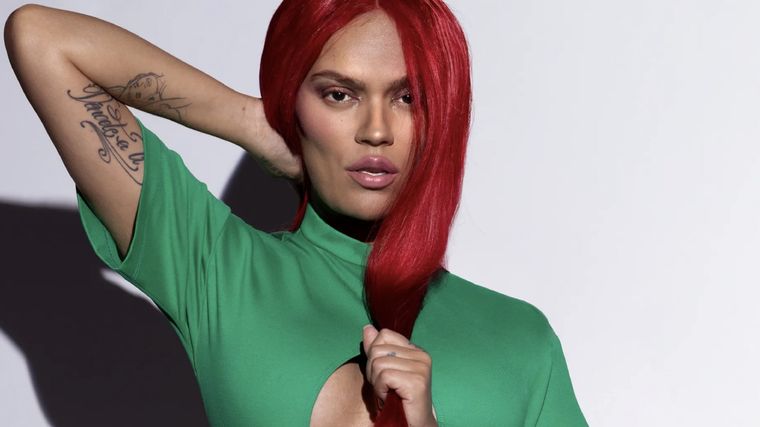 Karol G El fuerte apoyo. Foto: @karolg