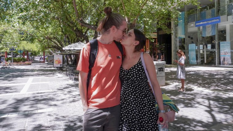 El día de los enamorados de esta pareja siempre incluye regalos de su club de fútbol favorito. El día de los enamorados de esta pareja siempre incluye regalos de su club de fútbol favorito.