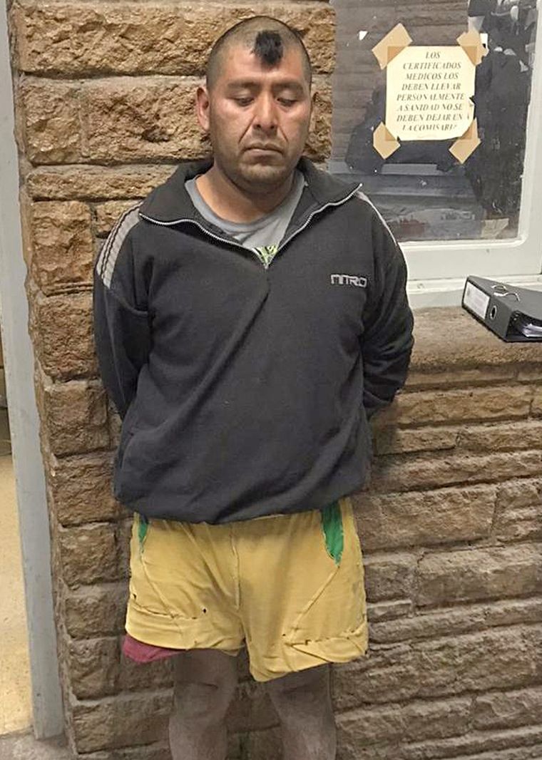 Extraño Lea tiene un raro corte de pelo.