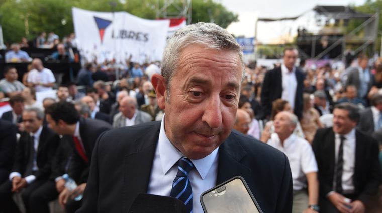 Julio Cobos criticó la iniciativa kirchnerista.