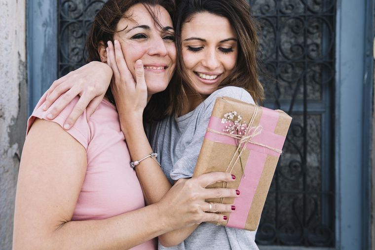 El 19 de octubre se celebra el Día de la Madre y hay promociones en el Banco Nación.