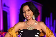 angela aguilar es la primera mujer en 16 anos en llegar al numero 1 de billabord