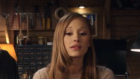 Ariana Grande en el detector de mentiras de Robert De Niro.