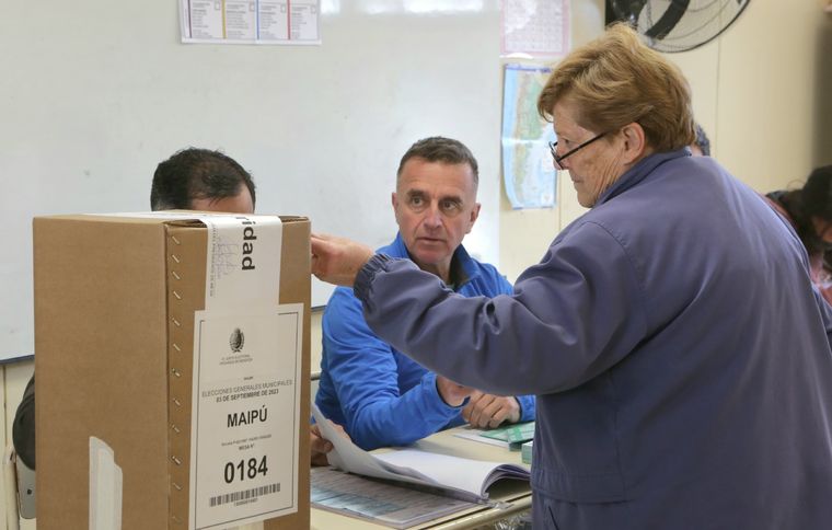 En el proyecto de Ley Bases presentado oportunamente por el Poder Ejecutivo había originalmente iniciativas en materia electoral. Foto: Gobierno