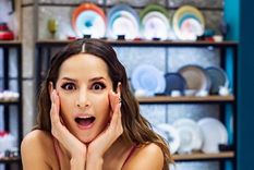 Carmen Villalobos es la presentadora de Top Chef Vip