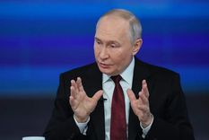 Putin alertó de que la interrupción del tránsito de gas ruso por el territorio de Ucrania disparará los precios en la Unión Europea. Foto: EFE/EPA/YURI KOCHETKOV