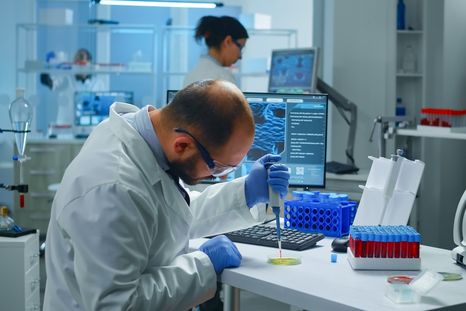 Laboratorio de análisis clínicos Laboratorio de análisis clínicos