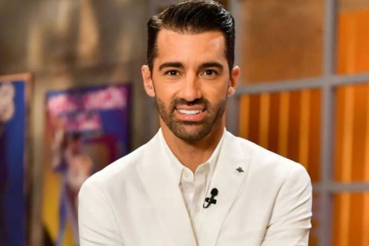 Toni Costa homenajeó a su madre con un emotivo video.