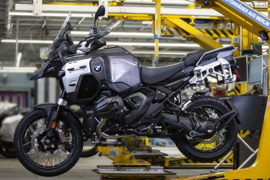 MDZol | Hito histórico: BMW Motorrad fabricó su motocicleta número 4 millones en Berlín