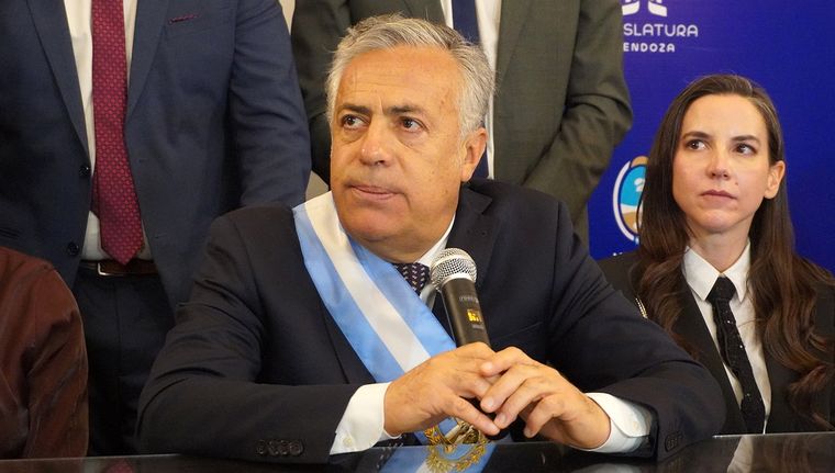 El gobernador Alfredo Cornejo anunció un cambio clave sobre un tributo relacionado con Ingresos Brutos. Foto: Rodrigo DAngelo / MDZ