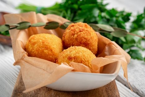 Las mejores croquetas de papa para toda la familia: receta fácil y práctica. Las mejores croquetas de papa para toda la familia: receta fácil y práctica.