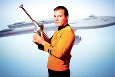 la nasa condecoro al capitan kirk