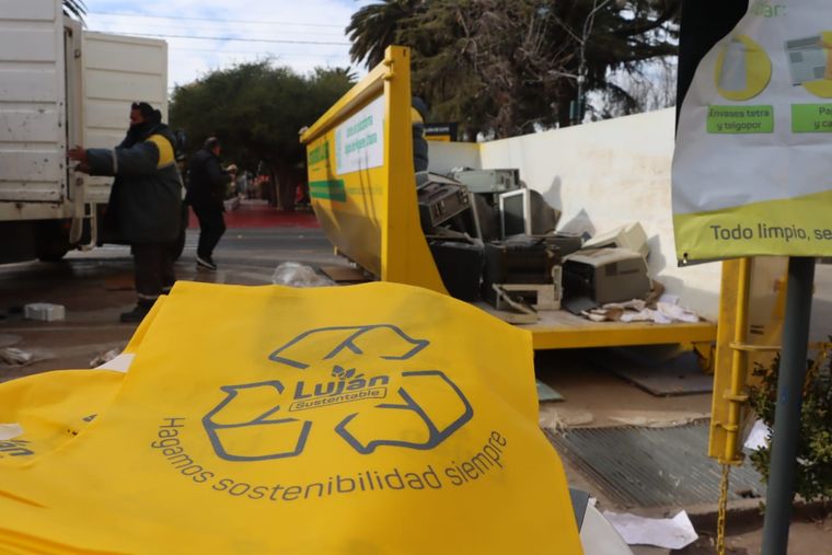 Luján de Cuyo impulsa una nueva jornada de Recolección de Residuos Electrónicos. Luján de Cuyo impulsa una nueva jornada de Recolección de Residuos Electrónicos.