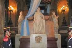 proponen trasladar los restos de san martin a mendoza proponen trasladar los restos de san martin a mendoza