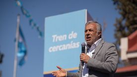 Tren de cercanías desde Junín a Maipú. El gobernador Alfredo Cornejo. Imagen de archivo. Tren de cercanías desde Junín a Maipú. El gobernador Alfredo Cornejo. Imagen de archivo.