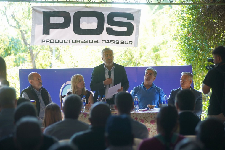 El Gobernador llegó al Sur de Mendoza y se reunió con casi un centenar de productores agropecuarios de la provincia. Foto: Prensa Gobierno de Mendoza