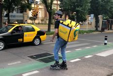 Glovo es una de las plataformas que llevan compras a casa. Foto: Foto de video