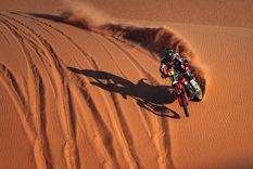 Ricky Brabec encabeza ahora la general del Rally Dakar tras una corrección oficial de tiempos en la Etapa 10. Ricky Brabec encabeza ahora la general del Rally Dakar tras una corrección oficial de tiempos en la Etapa 10.