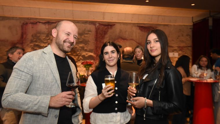 Federico Ontanilla, Rocío Barros y Sofía Guillén.