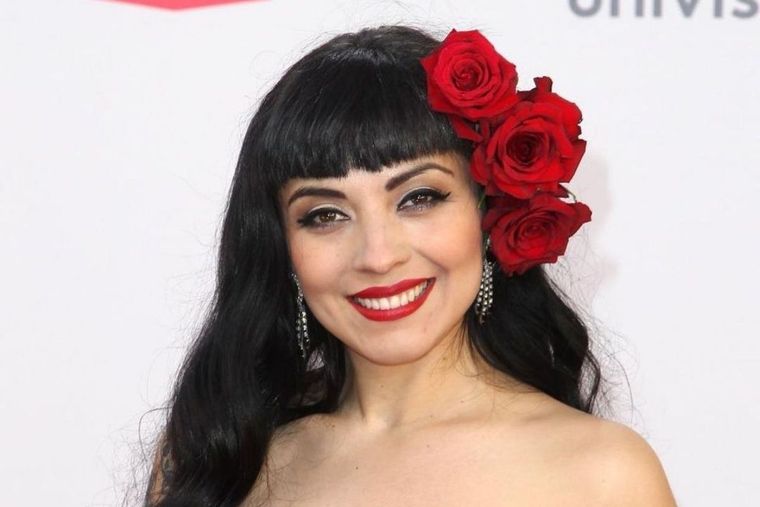Mon Laferte, canas, Instagram