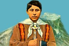 Cuando visitó al Papa en el vaticano, le obsequió un poncho de lana en nombre de su comunidad