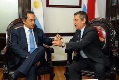 uribarri, el primer visitado por scioli desde que es candidato unico