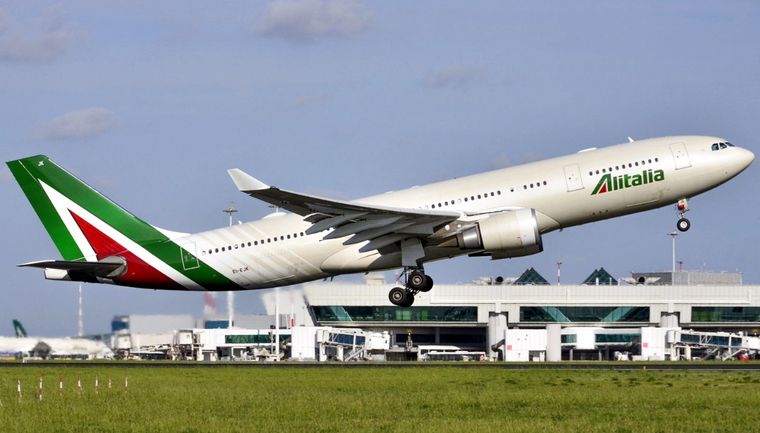 Alitalia no levantó vuelo. Foto: Cronista.