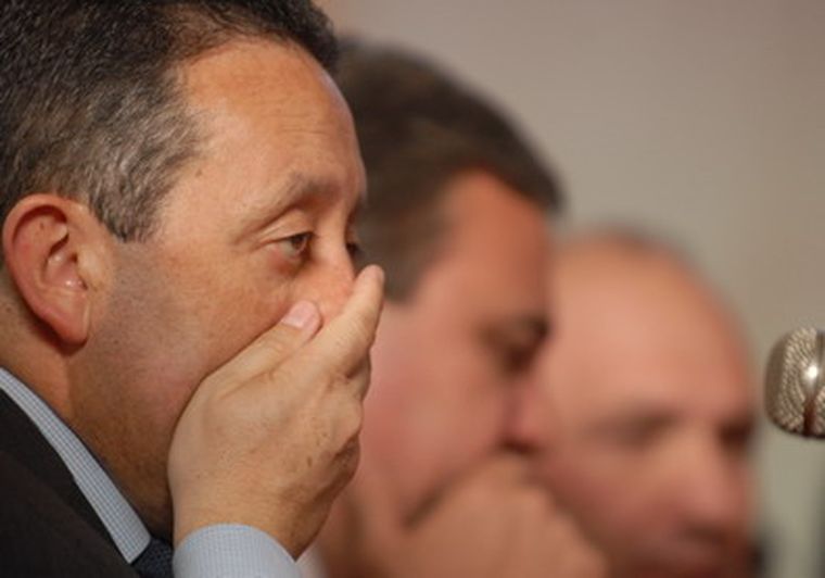 El gobernador negó que vaya a cambiar funcionarios. Foto: Ivana Gonzalez / MDZ