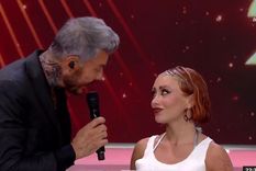 Tuli Acosta sorprendió a Marcelo Tinelli con un tremendo palito al aire La bailarina le hizo un reclamo puntual al conductor Foto: Captura de TV
