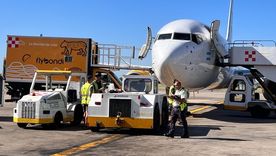 Los primeros días de julio la falta de combustible paralizó las operaciones operaciones de Flybondi.