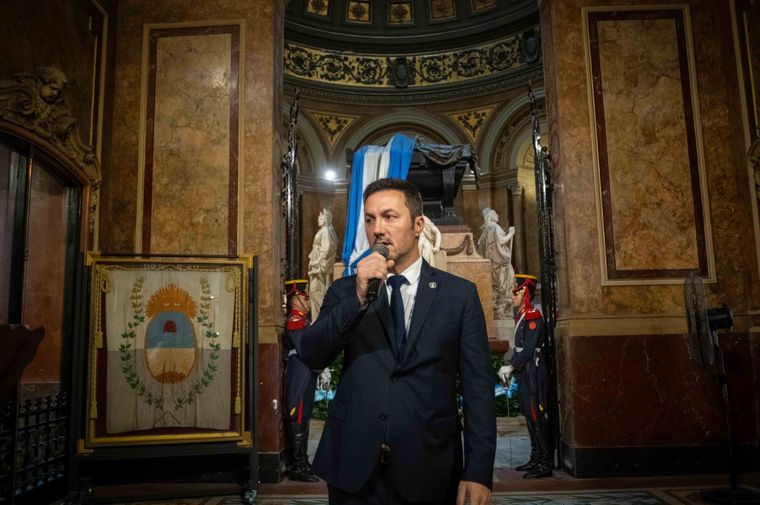 Luis Petri estuvo en el acto por el aniversario de nacimiento de José de San Martín Foto: X @luispetri