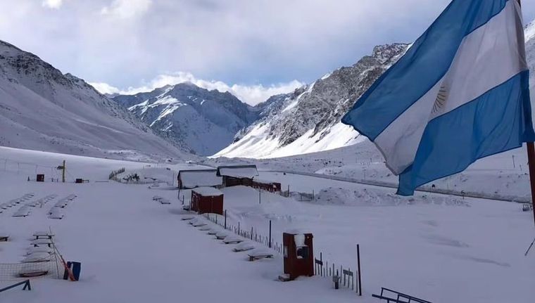 El parque de nieve Los Puquios abrirá el 8 de junio Foto: Los Puquios