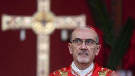 Para el cardenal Pierbattista Pizzaballa, la medida es "grave e irrazonable".