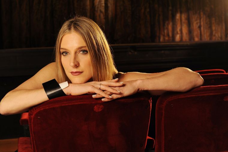 Melania Lenoir, actriz y codirectora de la obra, brindó detalles del estreno de The Stage Company Foto: Gentileza Prensa